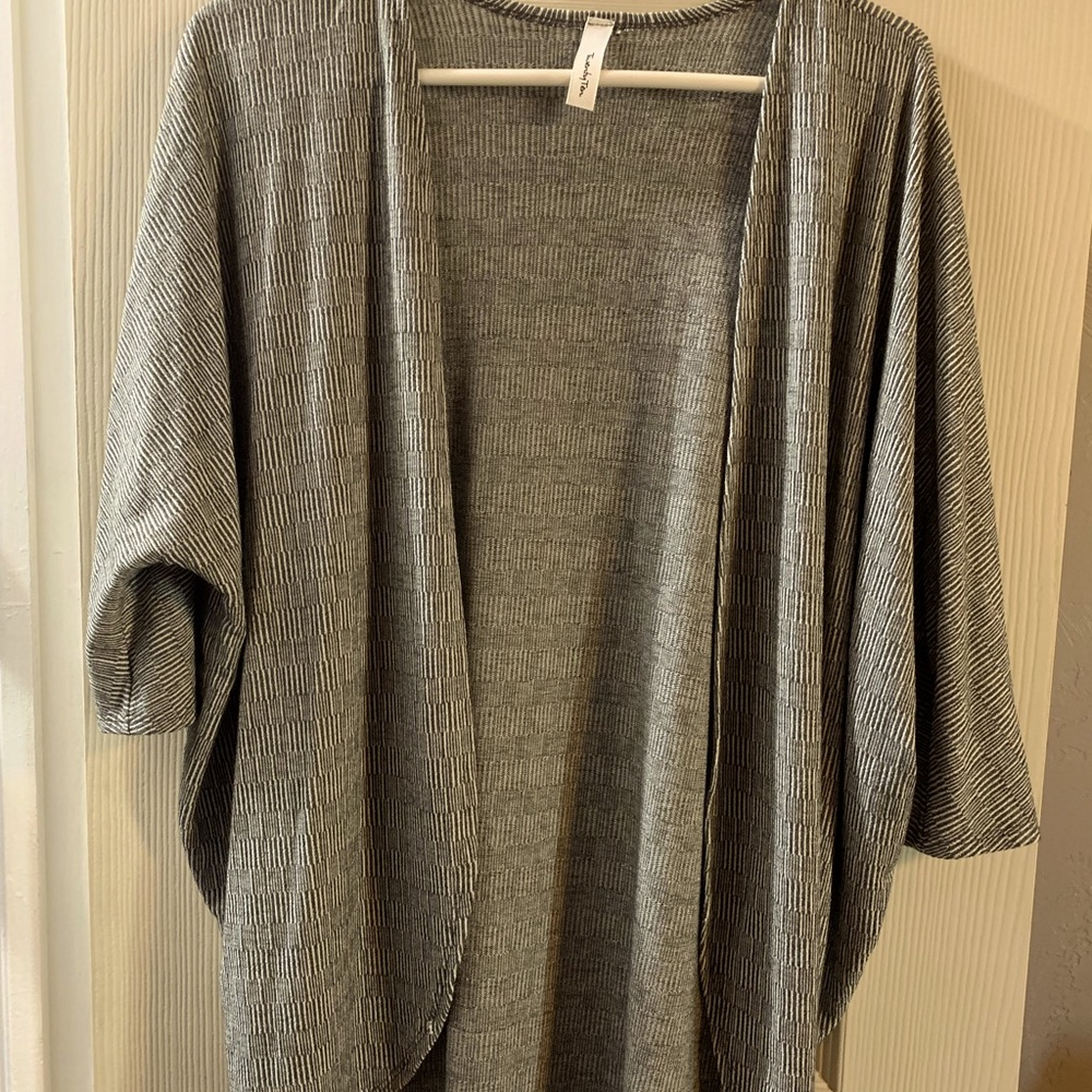 Black & white sweater